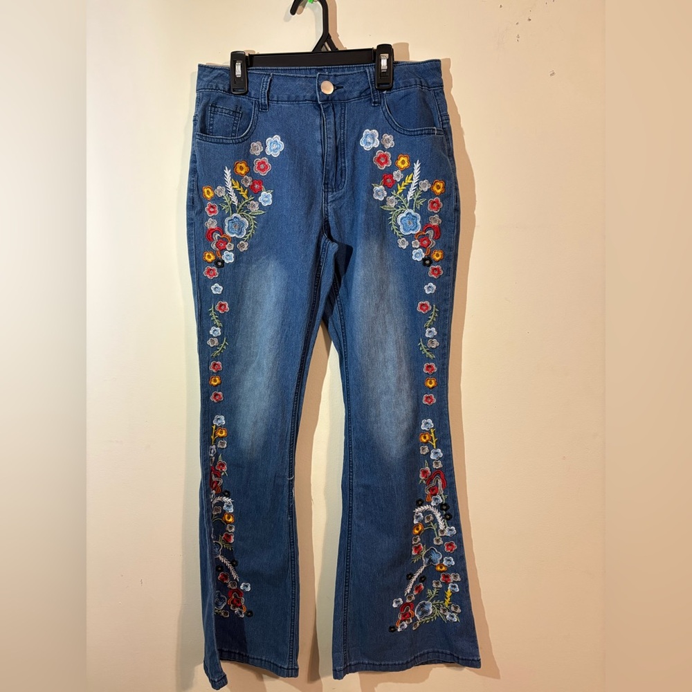 Y2K Style Women’s Medium Embroidered Flared Blue Jeans Floral Flower multi color